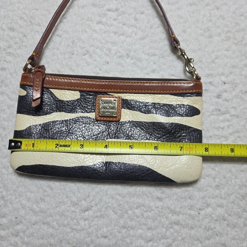 Vintage Dooney And Bourke Wristlet Hand Coin Bag Zebra Print Leather Bratz